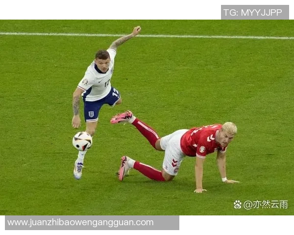 足球明星们的球鞋选择与场上表现的完美结合探秘