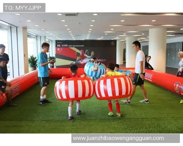 足球明星的自我介绍与成长历程分享:从绿茵场到荣耀巅峰的心路历程 足球明星的自我介绍与成长历程分享:从绿茵场到荣耀巅峰的心路历程